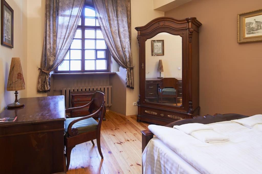 Cozy Apartment In Gothic Style House In The Heart Of The Old Town 维尔纽斯 外观 照片