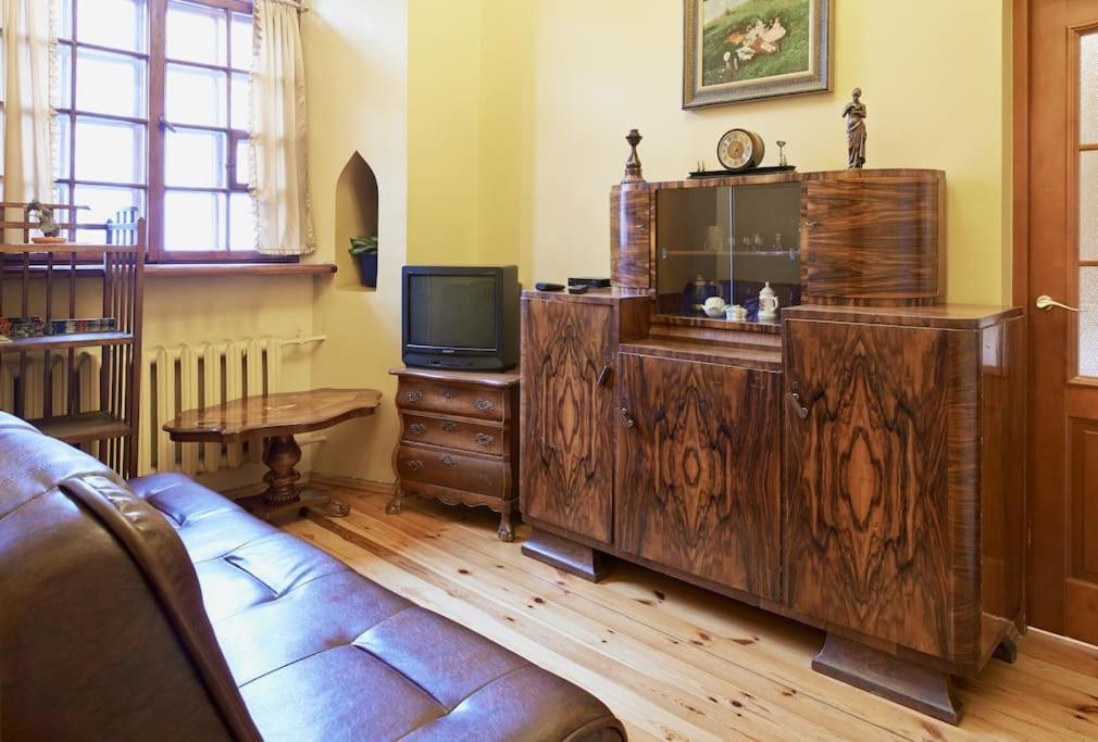 Cozy Apartment In Gothic Style House In The Heart Of The Old Town 维尔纽斯 外观 照片